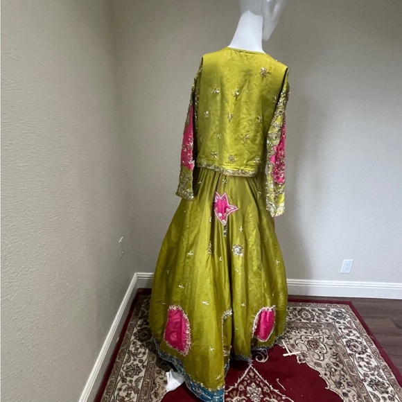 COPY - Pakistani wedding dress - Picture 6 of 9